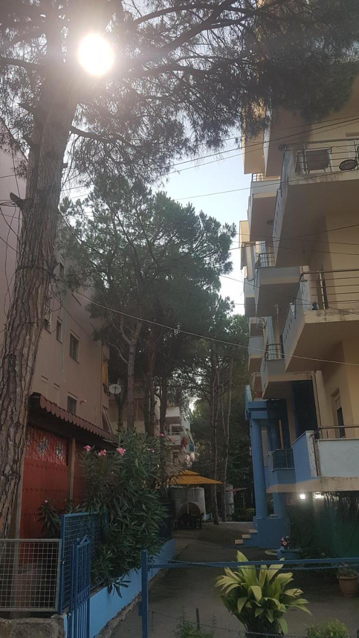Lovely Apartment Golem  Exterior foto